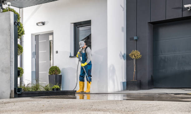 Best Pool Deck Cleaning  in Anahuac, TX